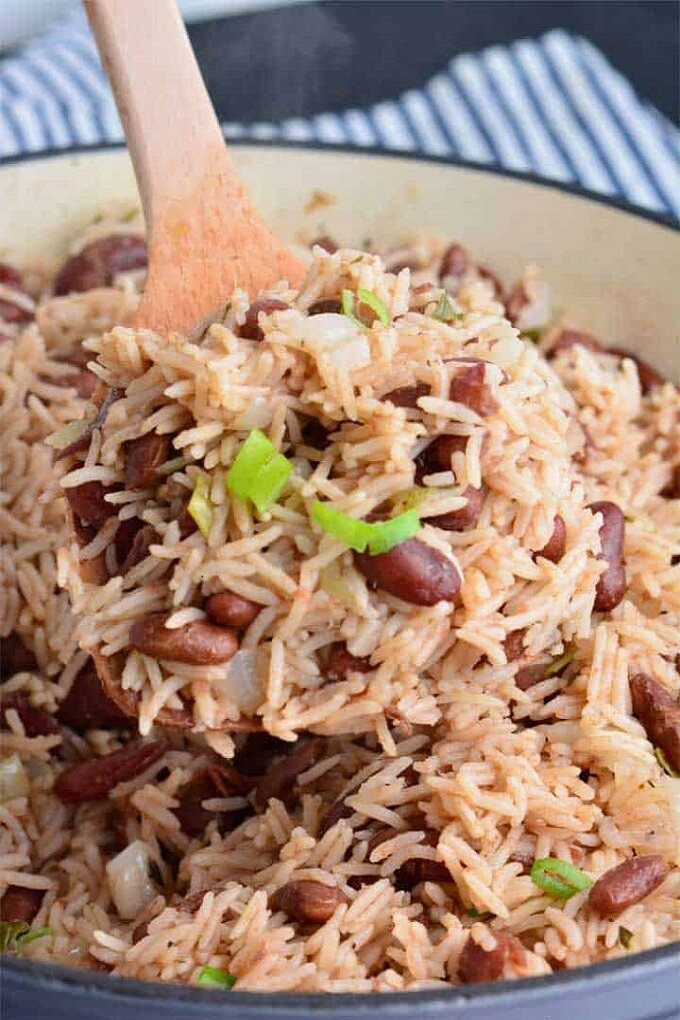 Rice and peas in the pot